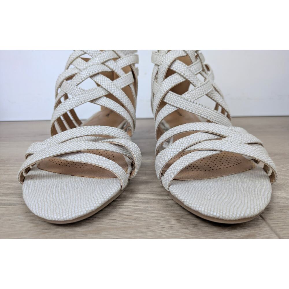 Comfortview Gladiator Sandals 9 Ivory Textured Strappy Back Zip Low Heel NEW - Picture 8 of 9